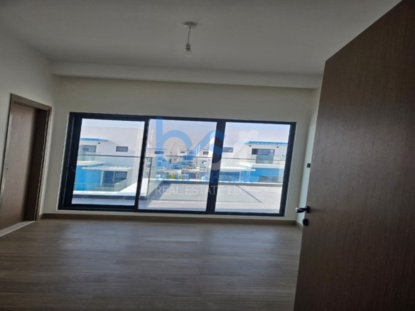 Luxury 5-Bedroom Villa for Rent | Premium Community Living