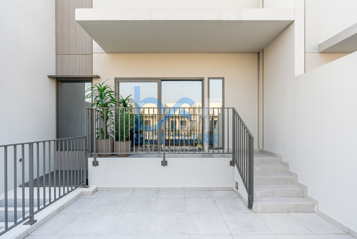 FULLY UPGRADED 3BR | PRIME LOCATION | READY TO MOVE | RENTED