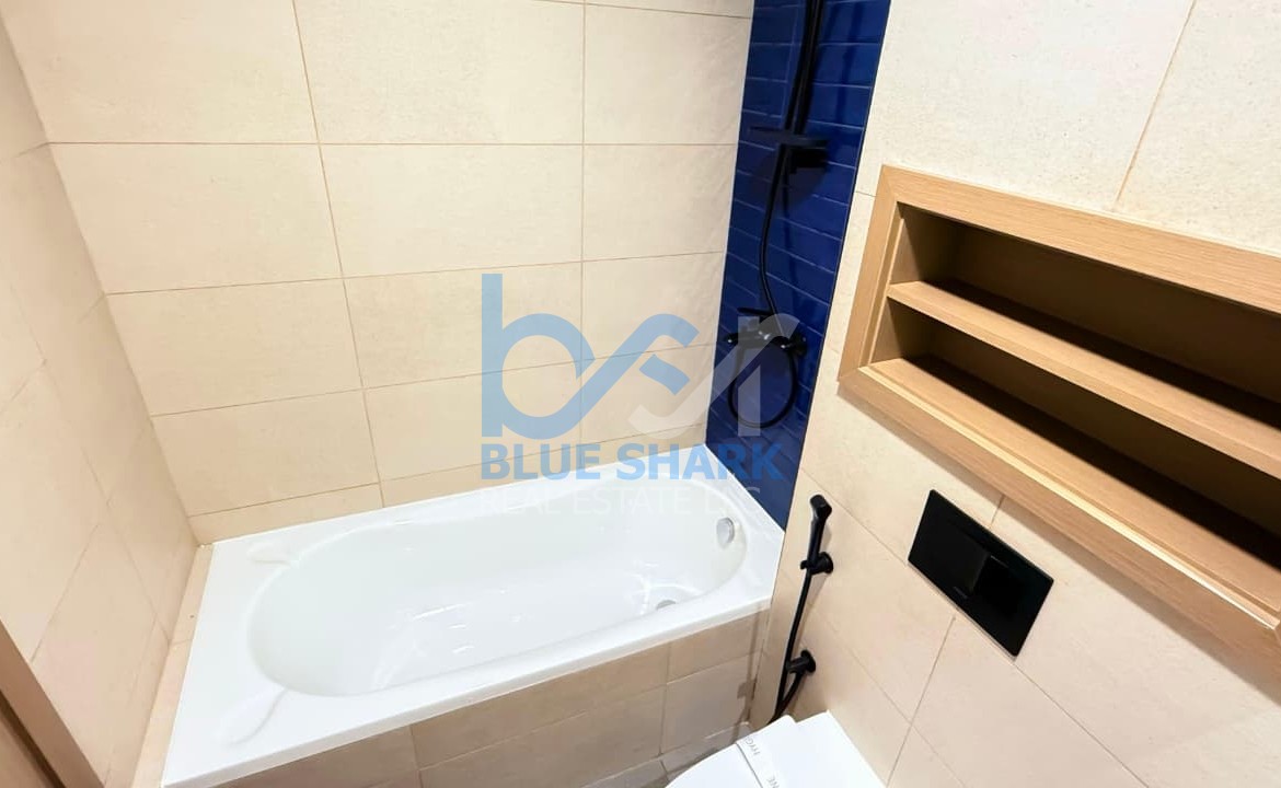 4-Bed Villa | Luxurious Unit| Great Location