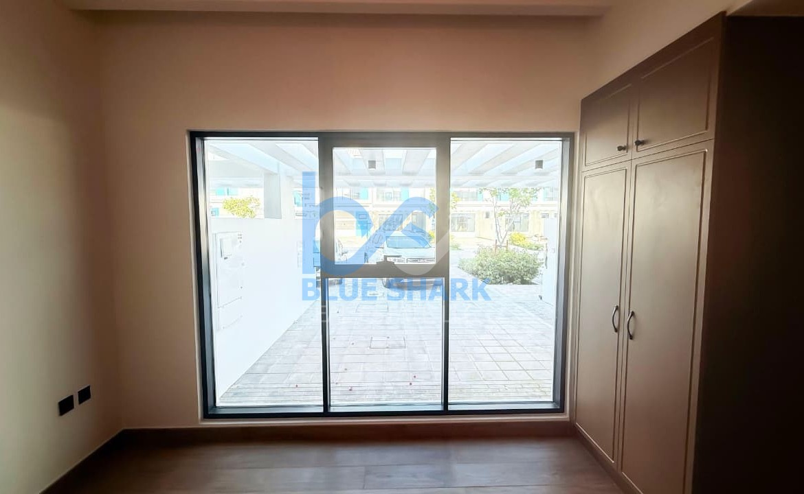 4-Bed Villa | Luxurious Unit| Great Location