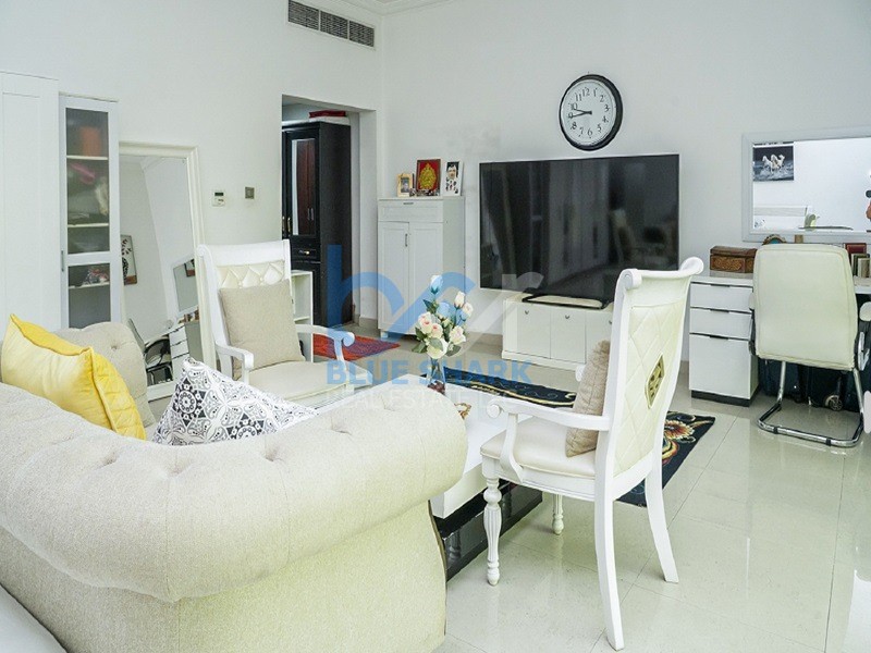 HOT DEAL | EXCLUSIVE & RARE LISTING IN AL GARHOUD | Ready to Move | End User