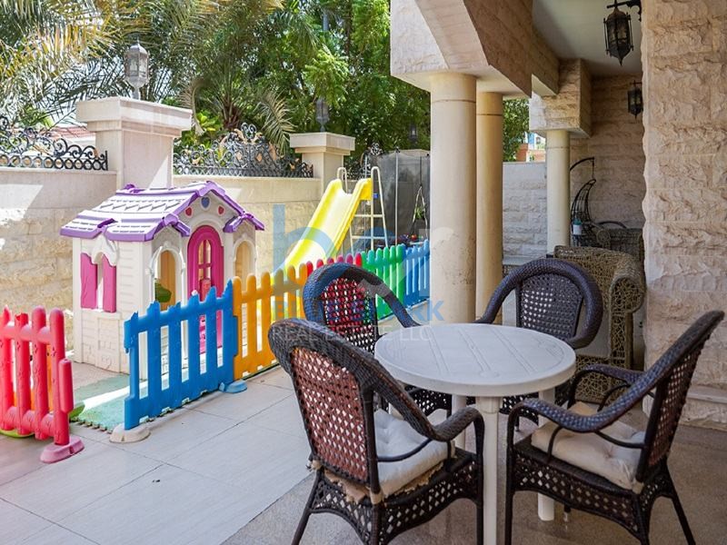 HOT DEAL | EXCLUSIVE & RARE LISTING IN AL GARHOUD | Ready to Move | End User