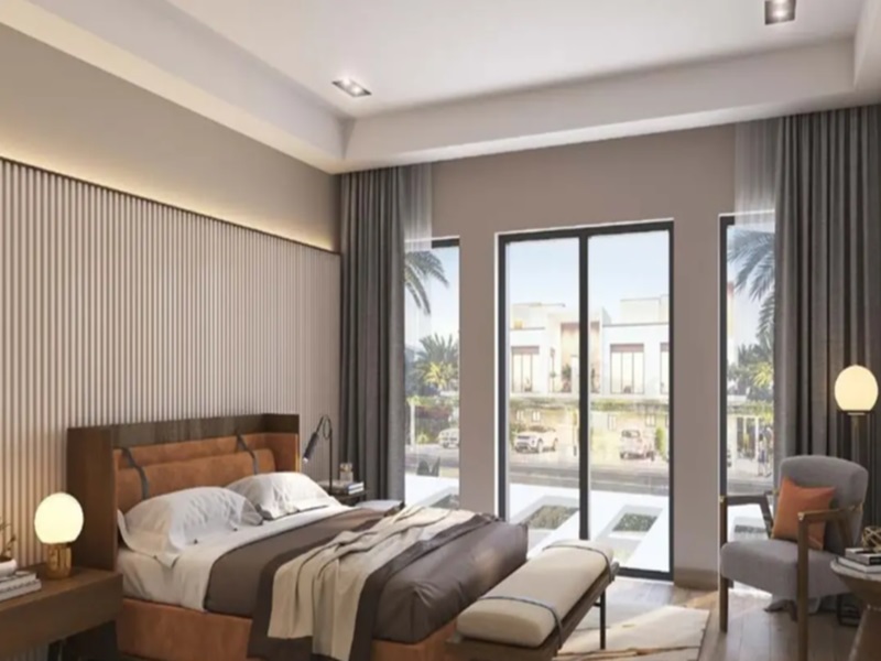 Luxury 4BR Villa | Waterfront Living | Smart Investment